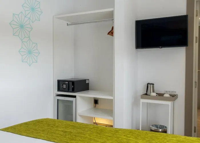 Onmood - Bed & Brunch 4*