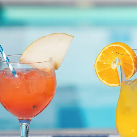 Hotel Onmood - Bed & Brunch 4*